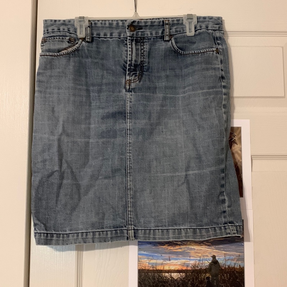 Women’s jean skirt!